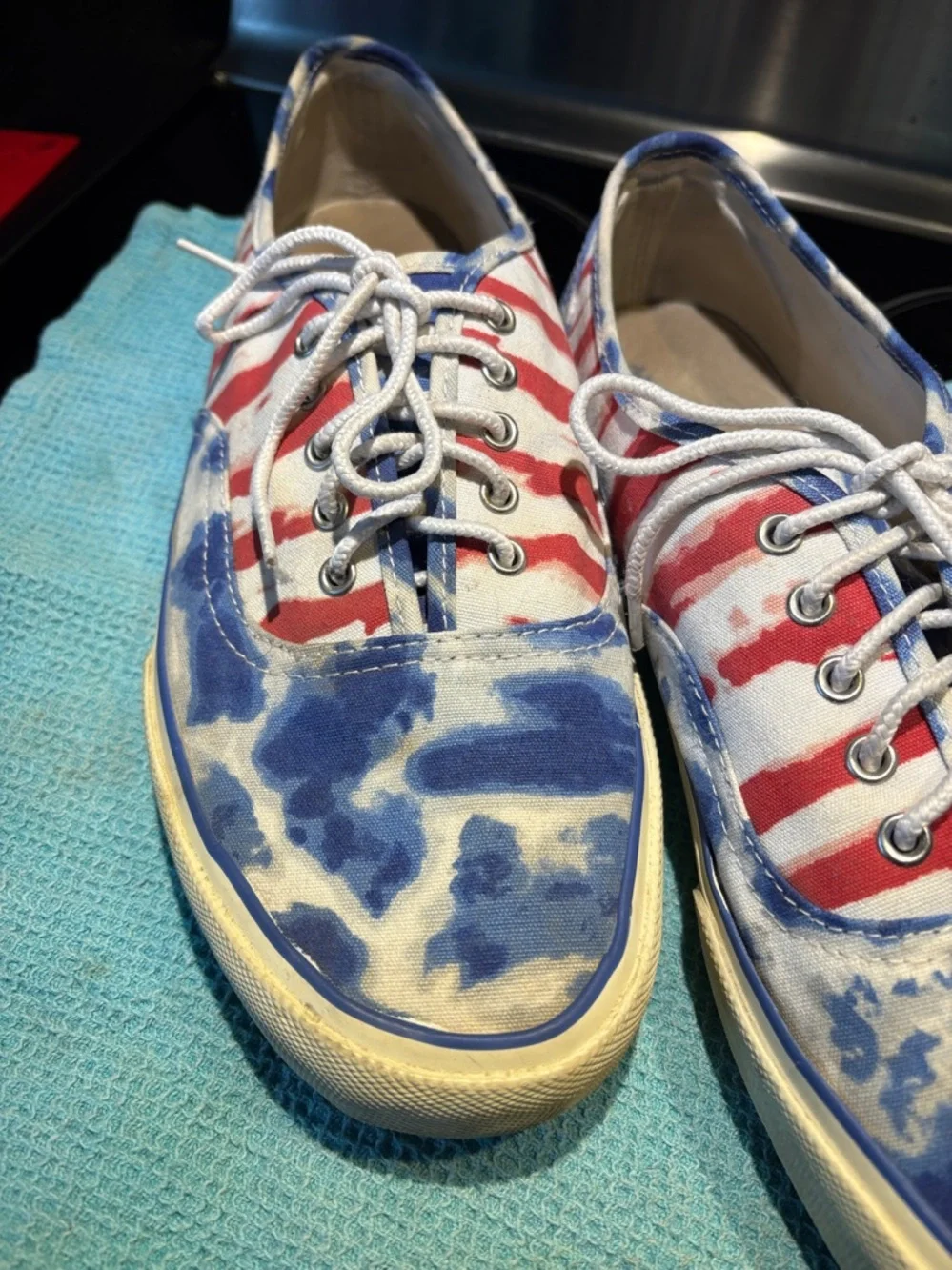 American Eagle”Boat Shoes” Low Canvas Lace Up sneakers Patriotic Themed Sz 11